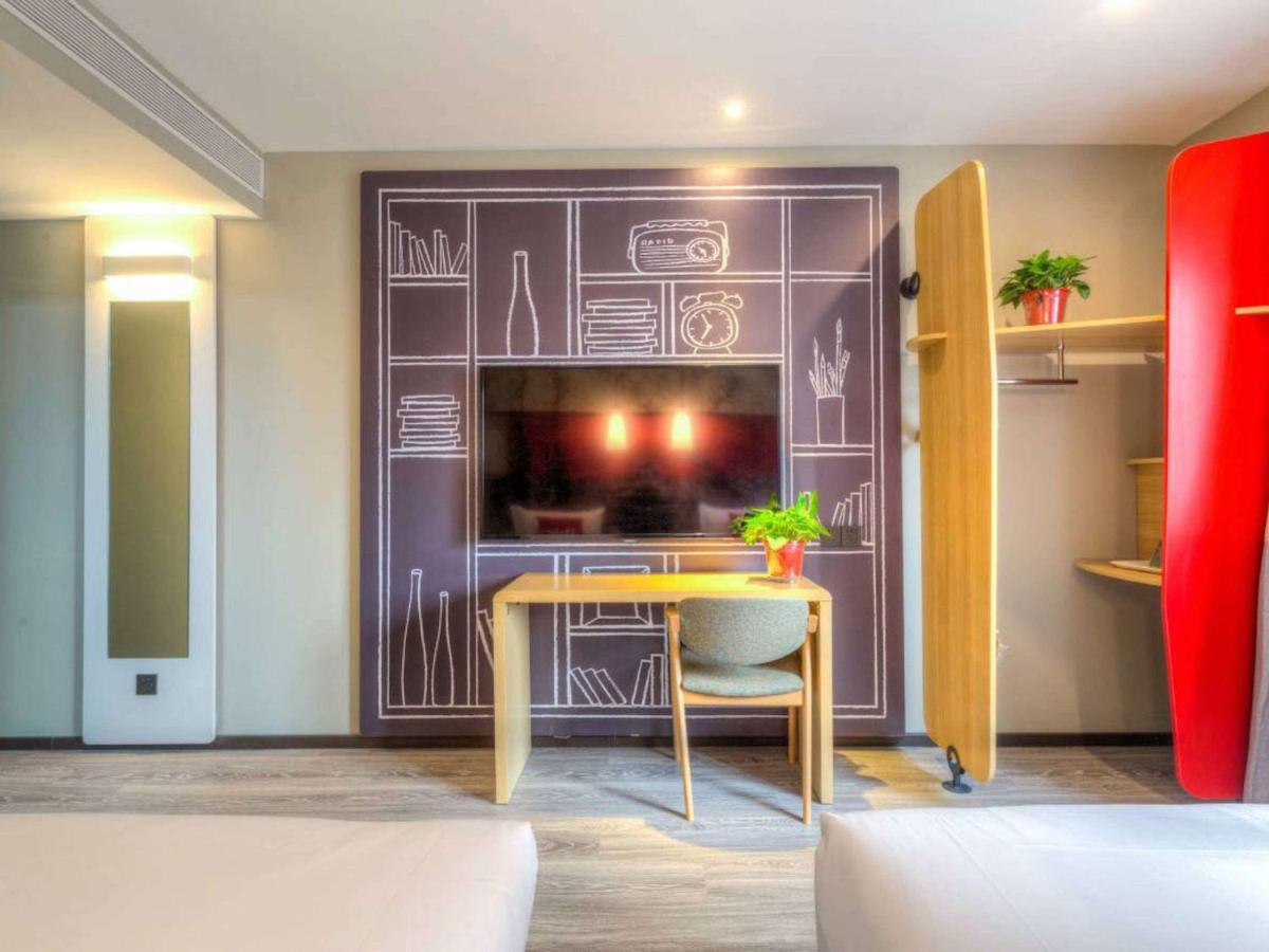 Ibis Xi’an Hi-Tech Zone No.7 Keji Rd Hotel Bagian luar foto