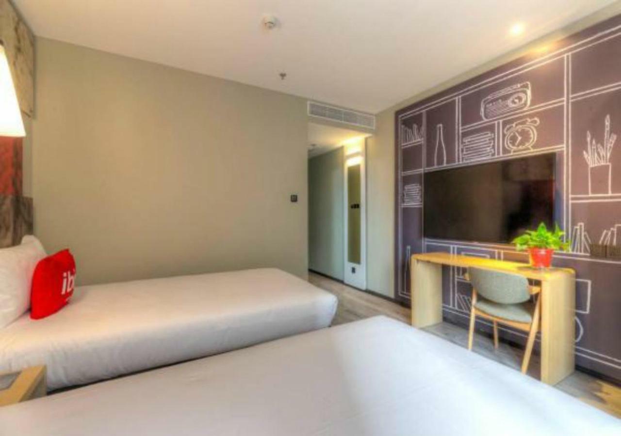 Ibis Xi’an Hi-Tech Zone No.7 Keji Rd Hotel Bagian luar foto