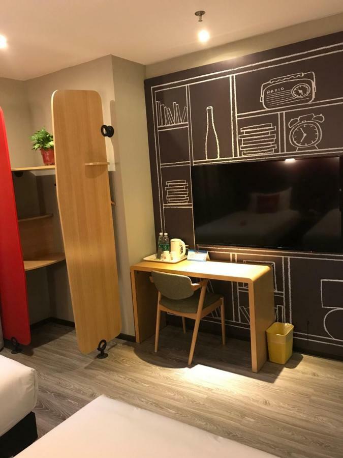 Ibis Xi’an Hi-Tech Zone No.7 Keji Rd Hotel Bagian luar foto